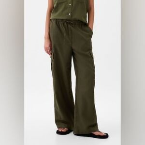 Gap Women Mid Rise Linen-Cotton Pull-On Cargo Pants